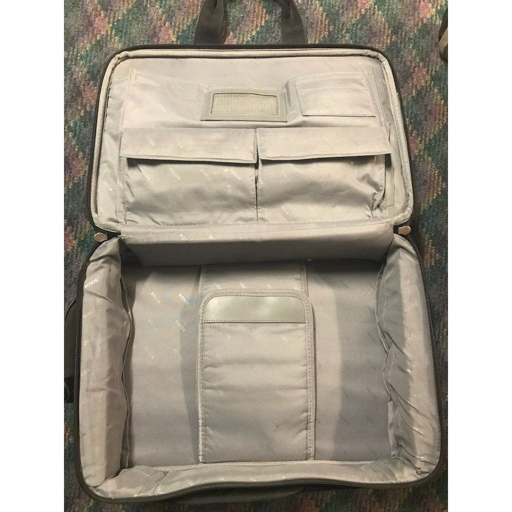 Solo extra-wide Computer brief case - Picture 3 of 13